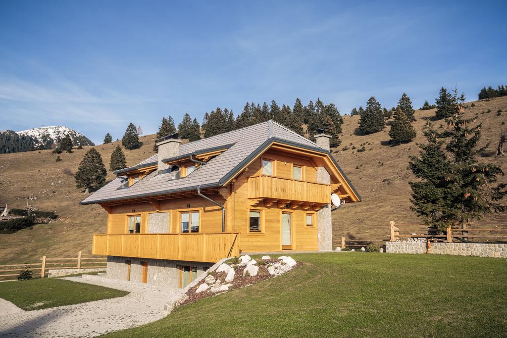 Apartments Krvavec Cerklje na Gorenjskem Exterior photo